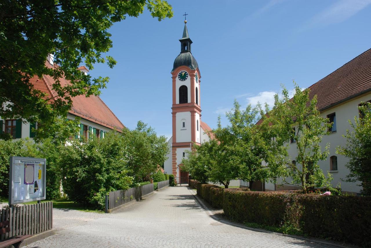 Autenrieder Gaestehaus Schlossbraeu Ichenhausen Exterior photo